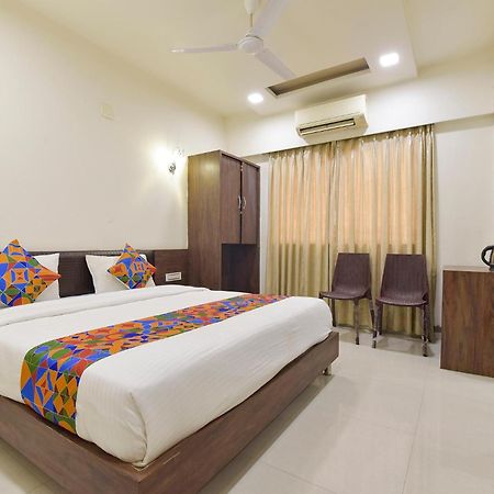 Fabhotel A1 Plaza Ahmedabad Exteriör bild