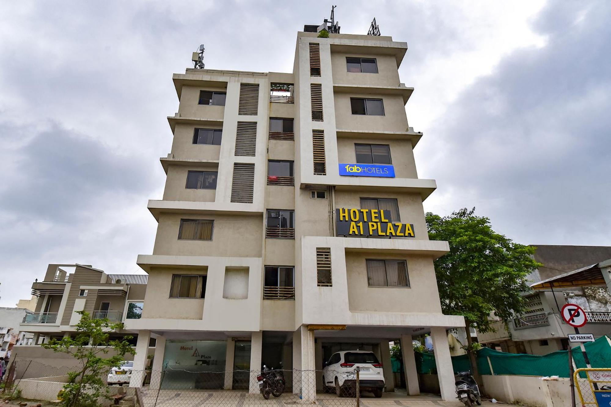 Fabhotel A1 Plaza Ahmedabad Exteriör bild
